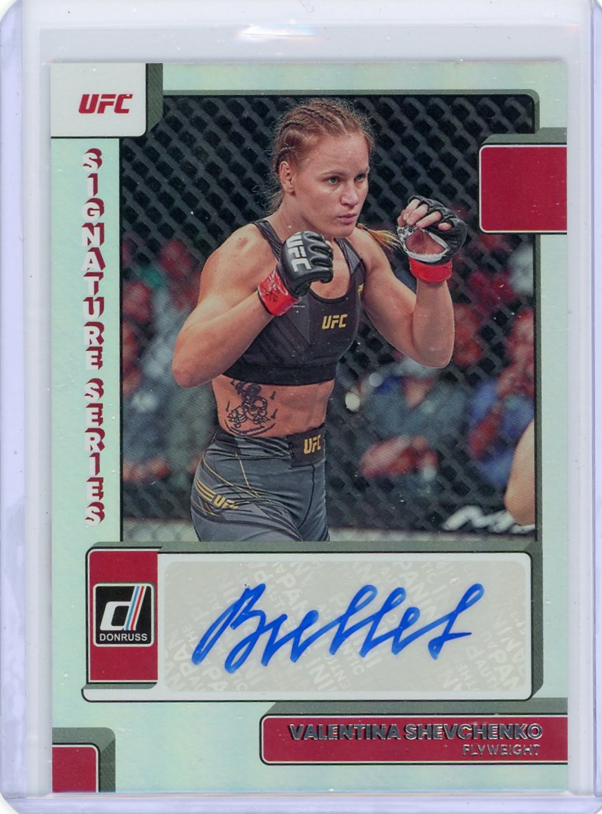 Valentina Shevchenko 2023 Panini Donruss Signature Series autograph