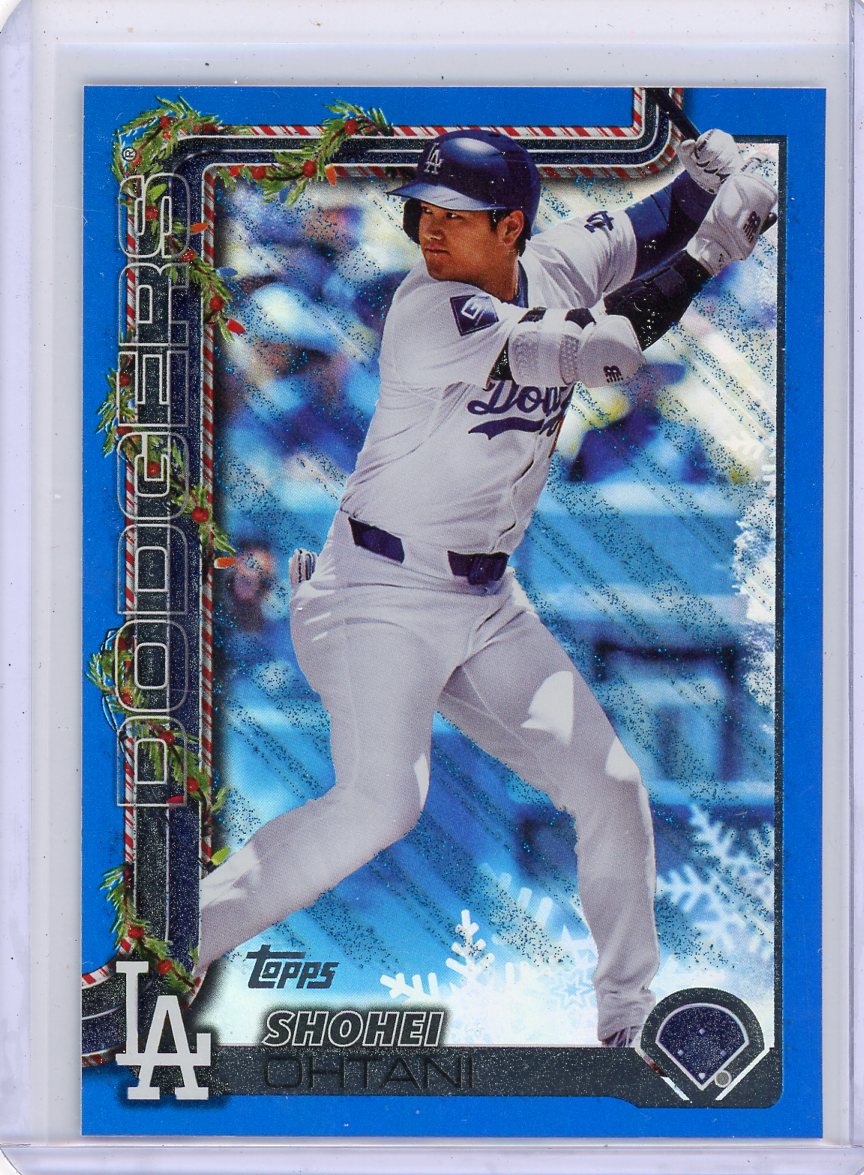 Shohei Ohtani 2025 Topps Holiday Blue Refractor Glitter Parallel