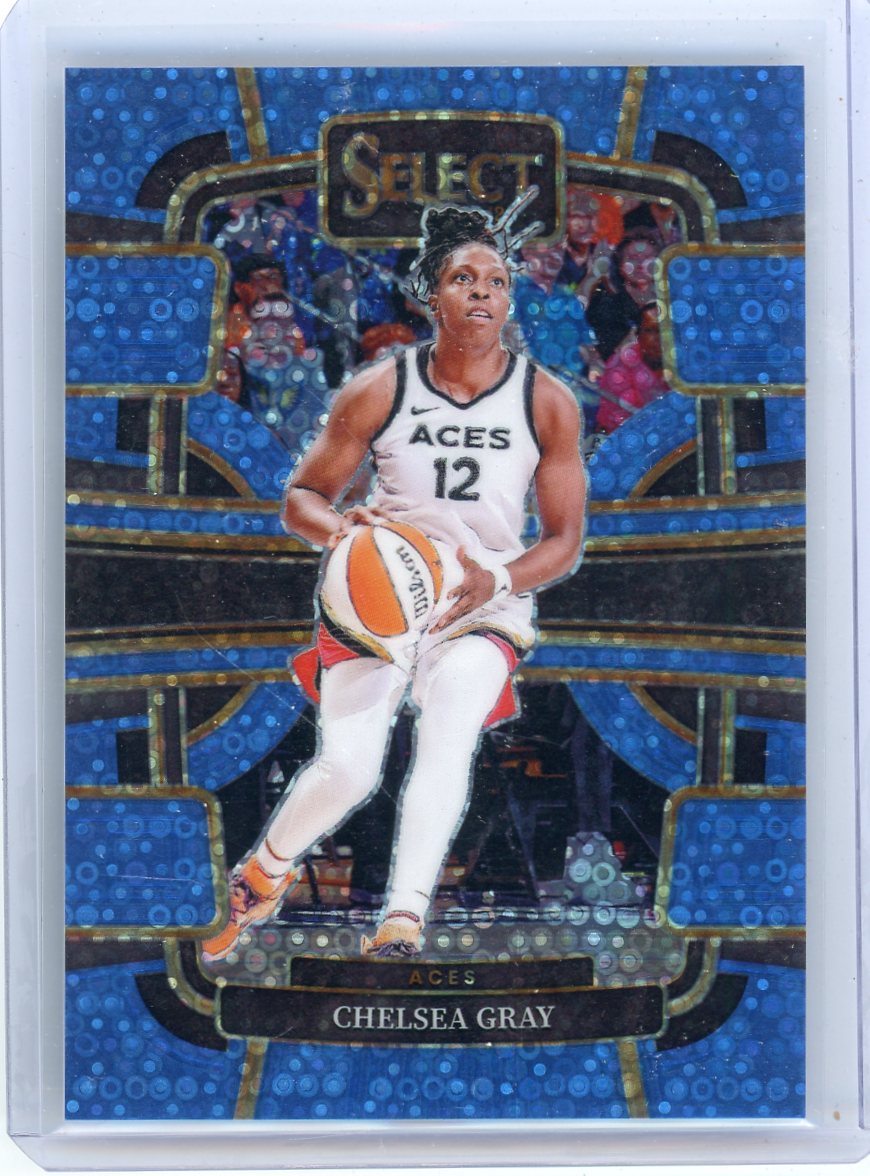 Chelsea Gray 2024 Panini Select WNBA light blue disco prizm #'d 012/125