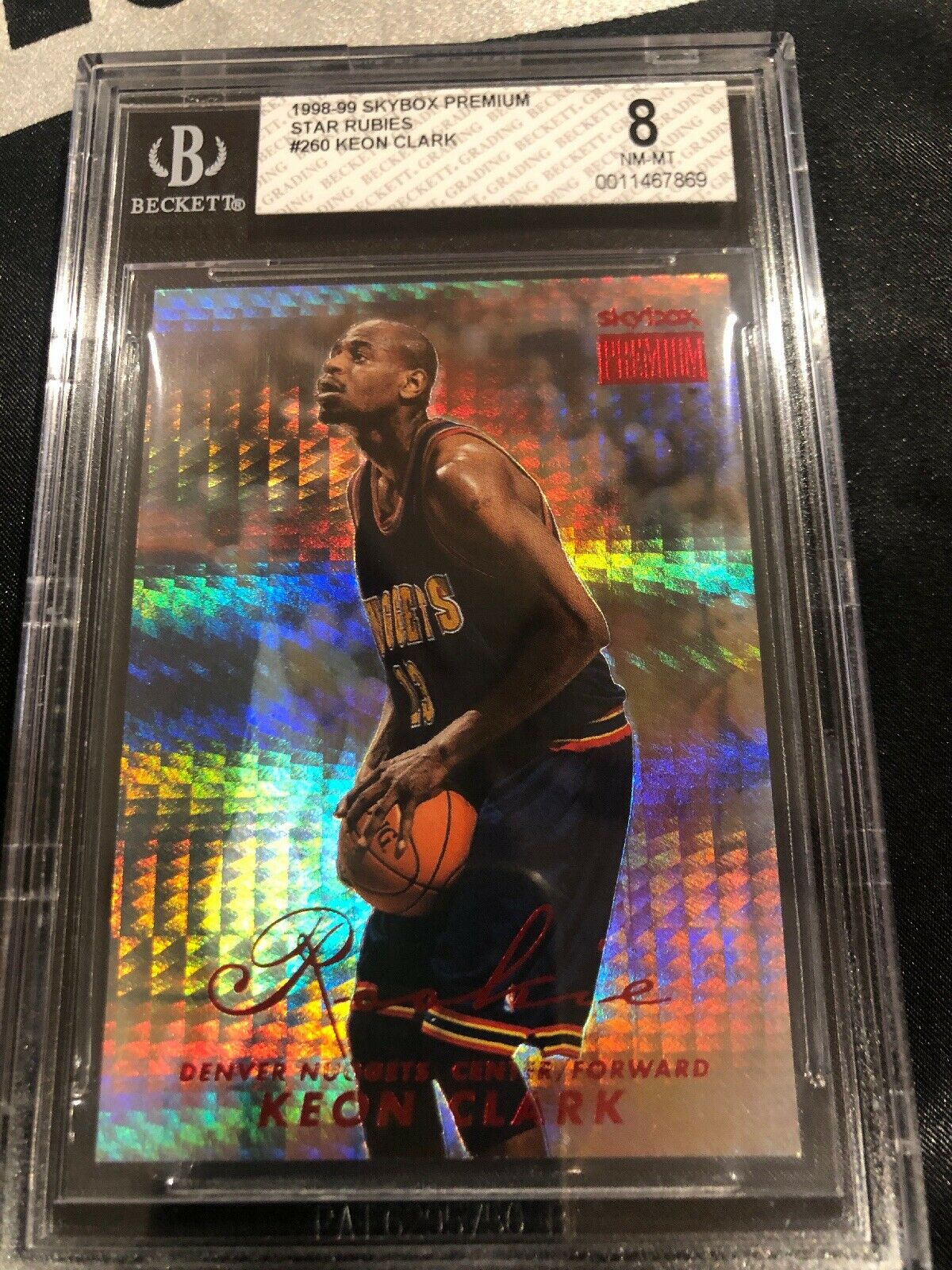 1998-1999 Skybx Premium Star Rubies Keon Clark Rookie #23/25 BGS 8