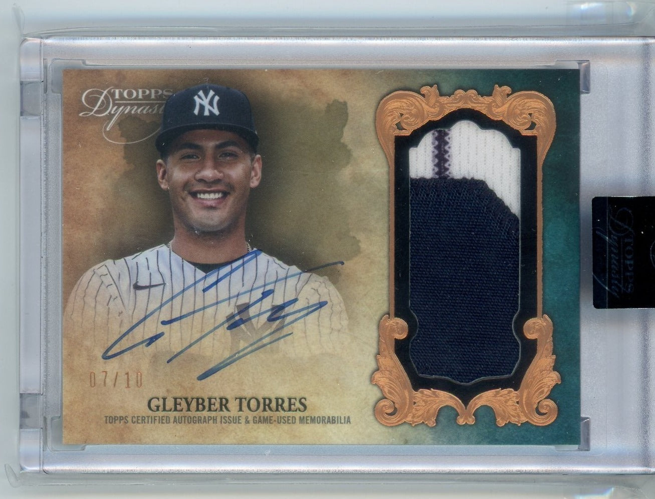 Gleyber Torres player worn jersey patch baseball card (New York