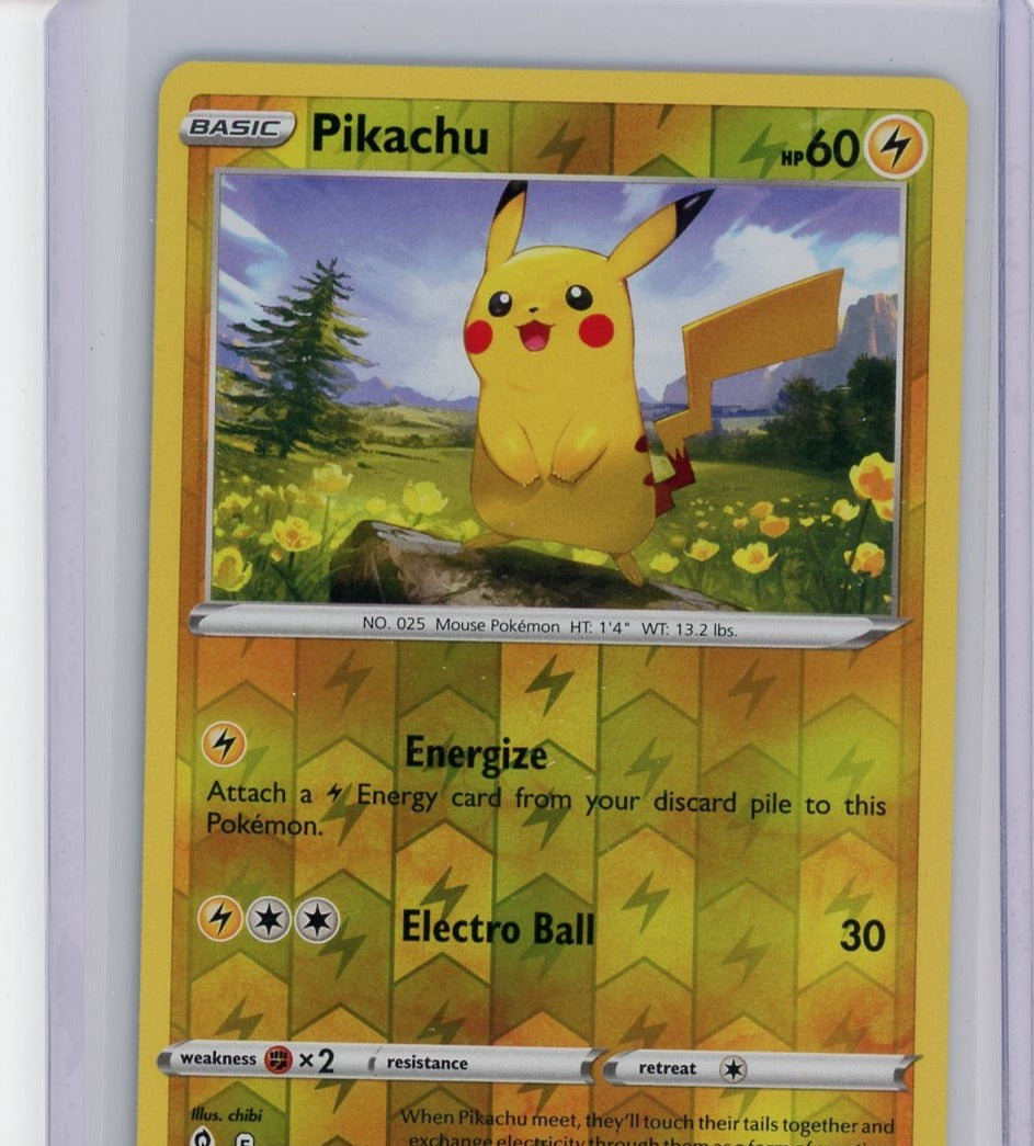 Pikachu 2021 Pokémon holo 049/203