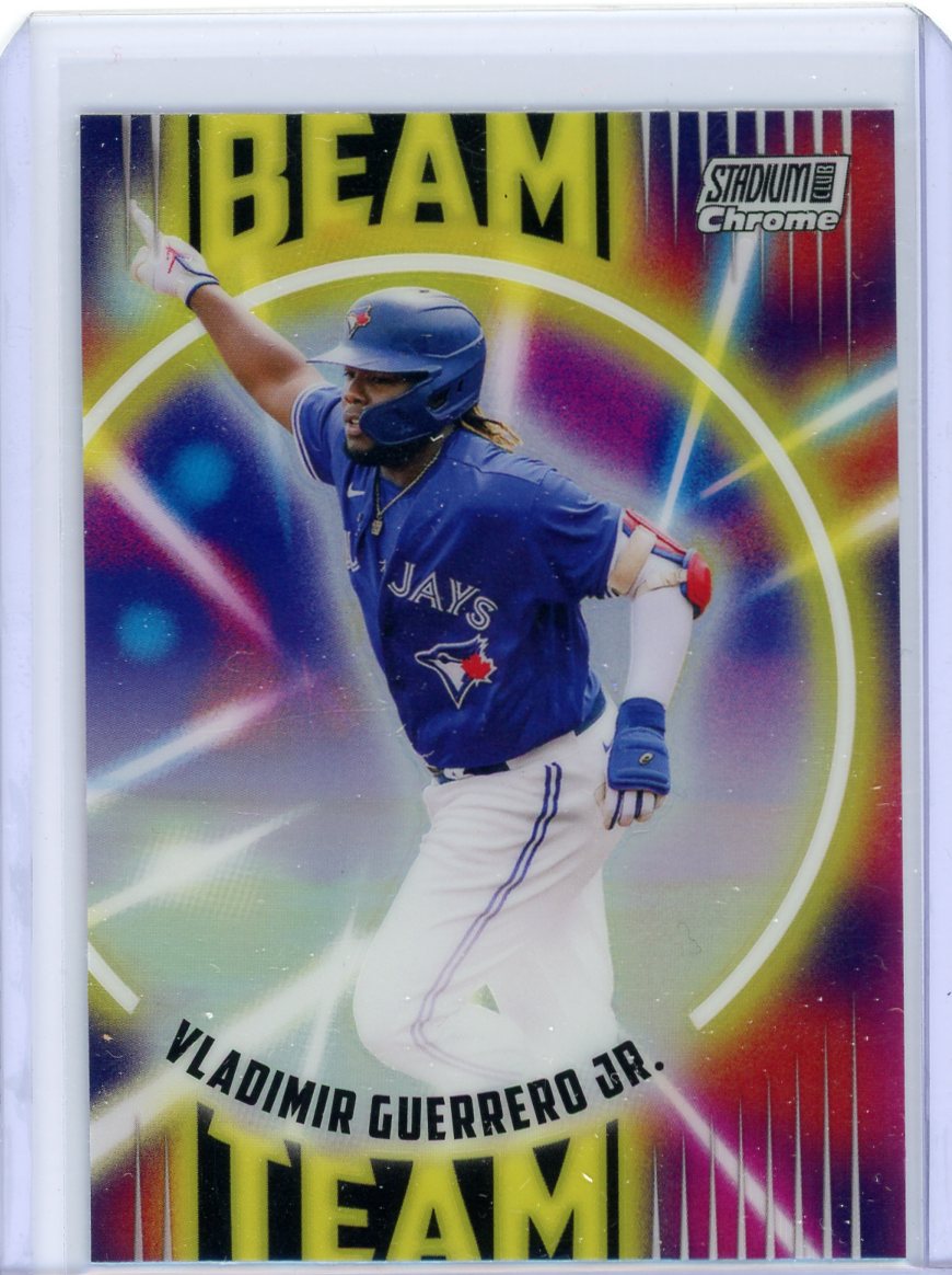 Vladimir Guerreo Jr. 2022 Topps Stadium Club Chrome Beam Team
