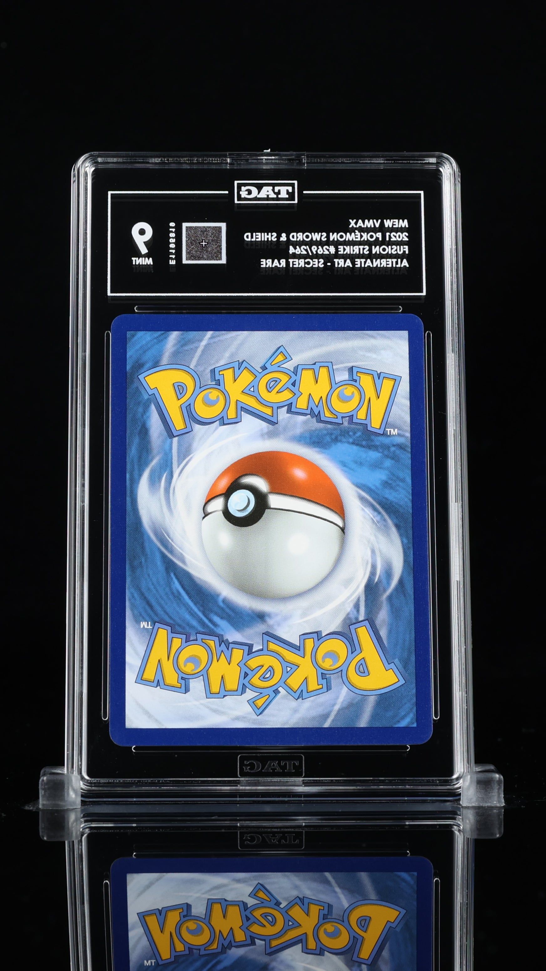 Mew Vmax Pokémon Fusion Strike Alt. Art Secret Rare #269/264 TAG 9