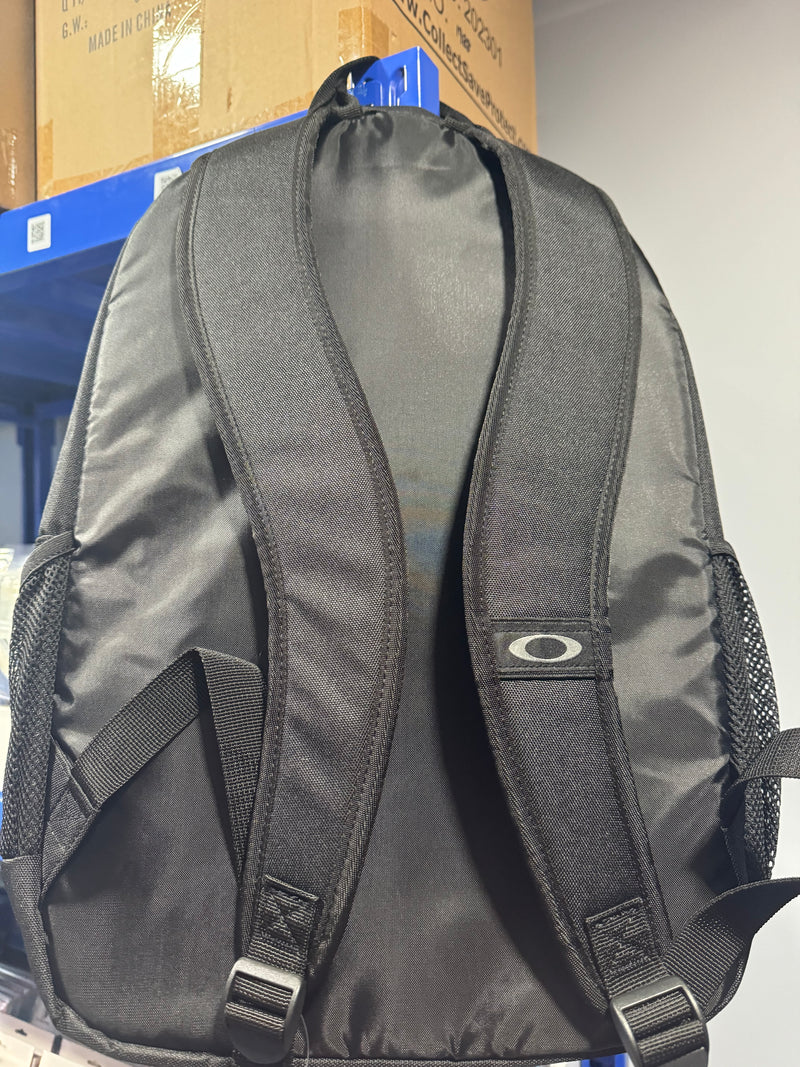 Upper Deck x Oakley Enduro Blackout 22L backpack