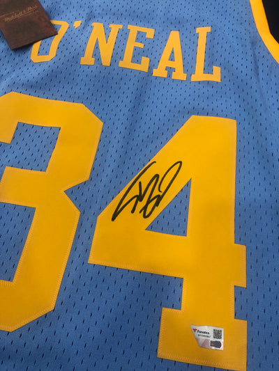 Shaquille O’Neal 2001-02 Mitchell & Ness Hardwood Classics Lakers Autographed Jersey