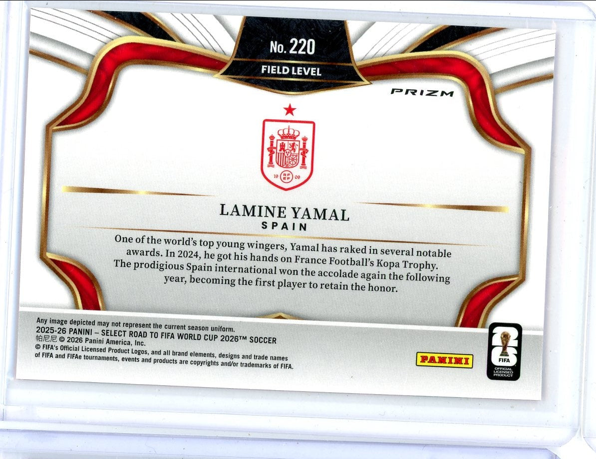 Lamine Yamal Panini Select Field Level Pink Ice #220