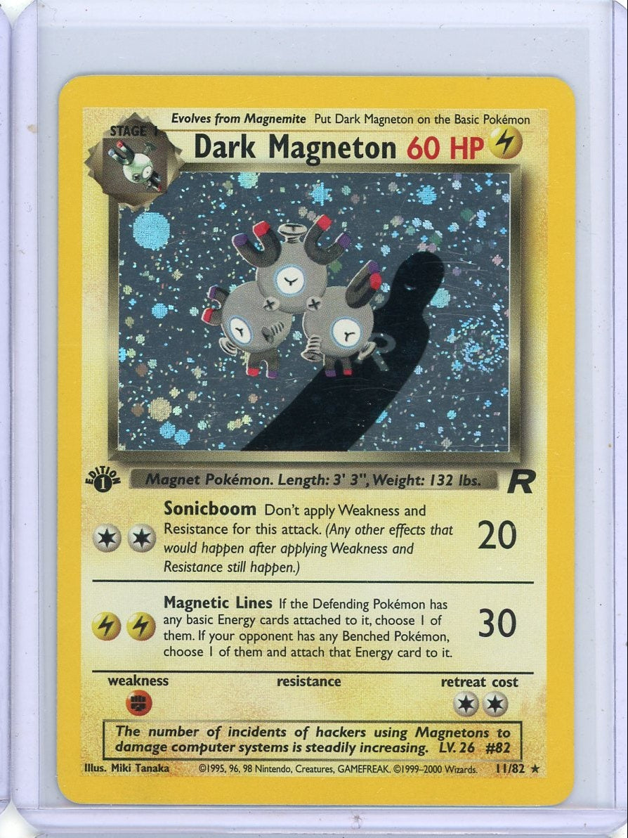 Dark Magneton Pokemon Team Rocket 1st Edition holo #11/82 LP