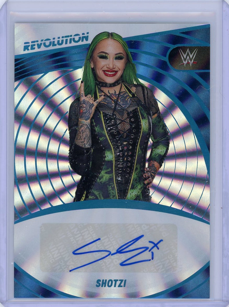 Shotzi 2023 Panini Revolution Sunburst autograph 
