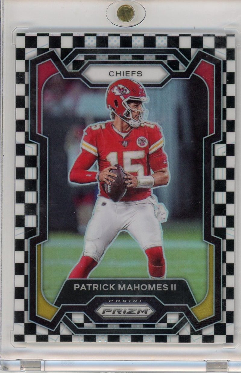 Patrick Mahomes II 2023 Panini Prizm Checkerboard prizm