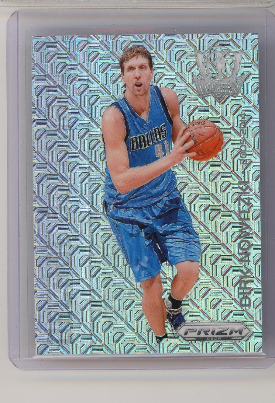Dirk Nowitzki 2023-24 Panini Prizm Deca Decade of Dominance mojo prizm #'d 12/25