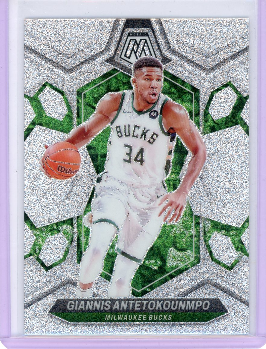 Giannis Antetokounmpo 2023-24 Panini Mosaic White Sparkle