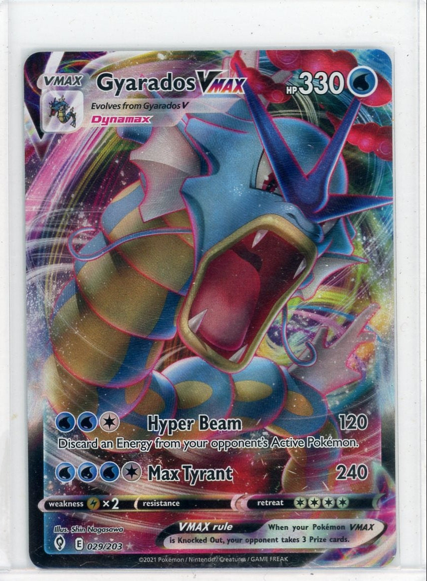 Gyarados VMAX 2021 Pokémon rare holo 029/203