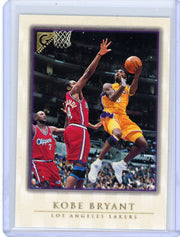 Kobe Bryant 2000 Topps Gallery #70