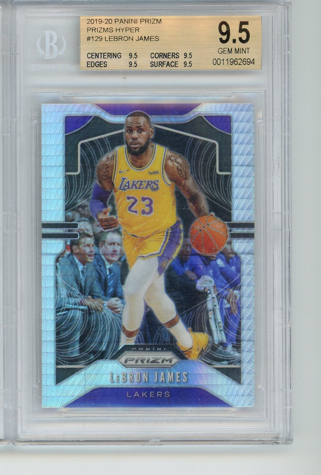 LeBron James 2019-20 Panini Prizm Hyper prizm BGS 9.5