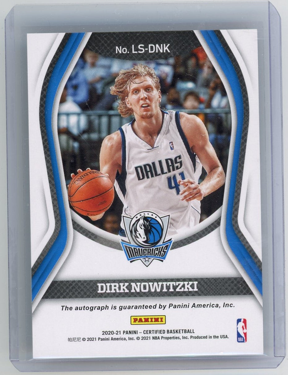 Dirk Nowitzki 2020-21 Panini Certified Legendary Signatures Auto