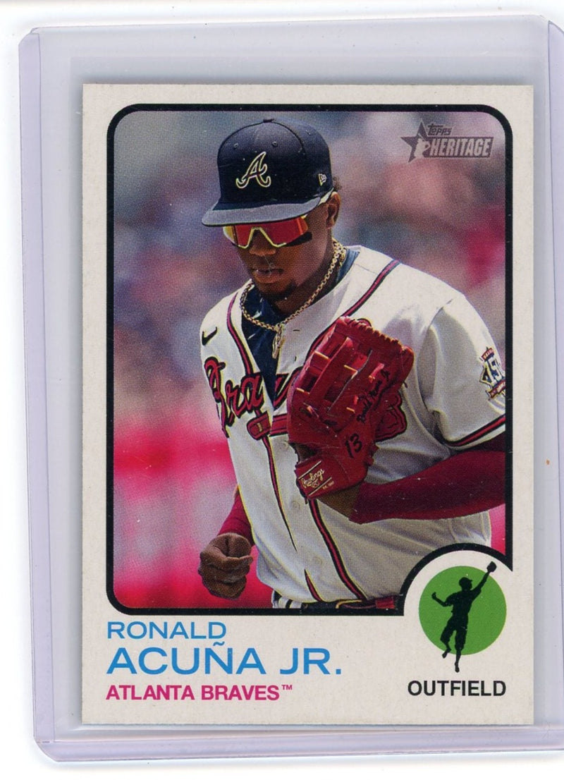 Ronald Acuna Jr. 2022 Topps Heritage Image variation 