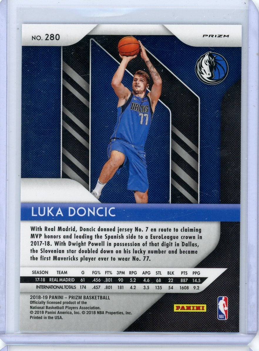 Luka Doncic 2018-19 Panini Prizm Silver prizm RC