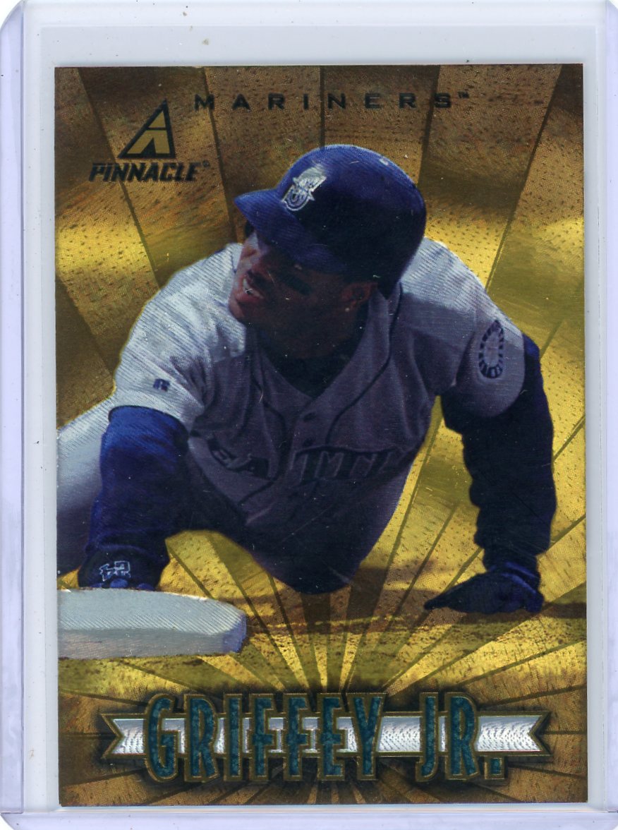Ken Griffey Jr. 1997 New Pinnacle Museum Collection Gold