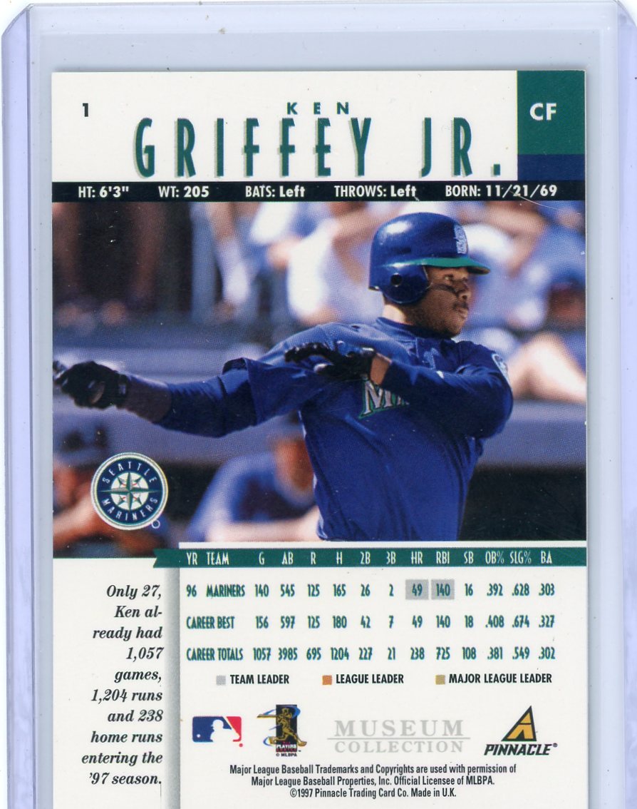 Ken Griffey Jr. 1997 New Pinnacle Museum Collection Gold