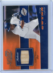 Tony Gwynn 2002 Donruss Playoff Piece of the Game game-used bat relic