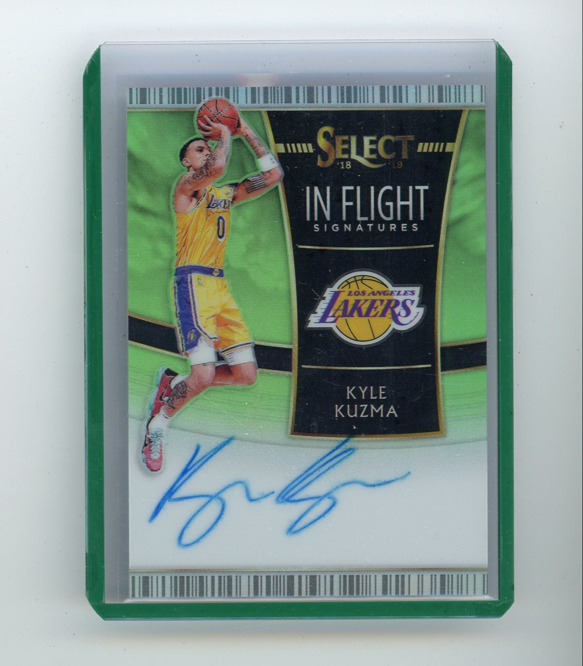 Kyle Kuzma 2018-19 Panini Select In Flight Signatures neon green prizm auto #'d 37/99