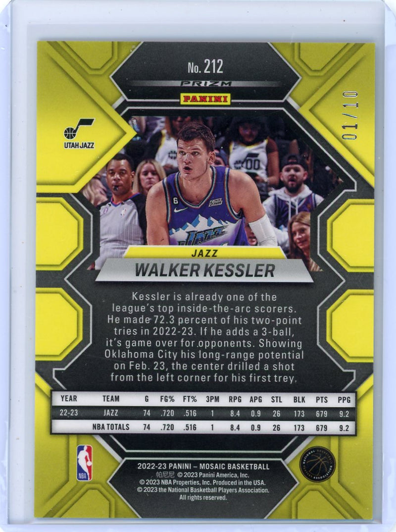 Walker Kessler 2022 Panini Obsidian Green Fluorescent Rookie 