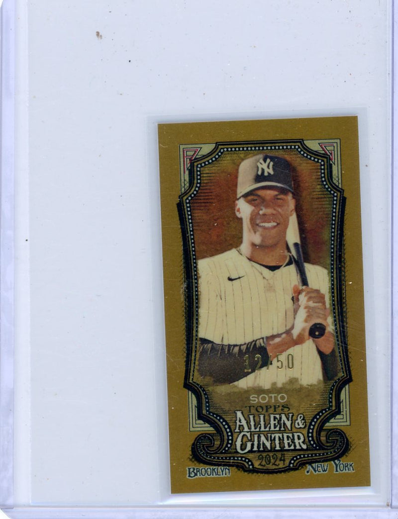 Juan Soto 2024 Topps Allen & Ginter Chrome mini gold ref. 