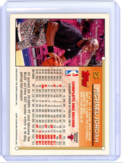 Michael Jordan 1993 Topps Gold #23