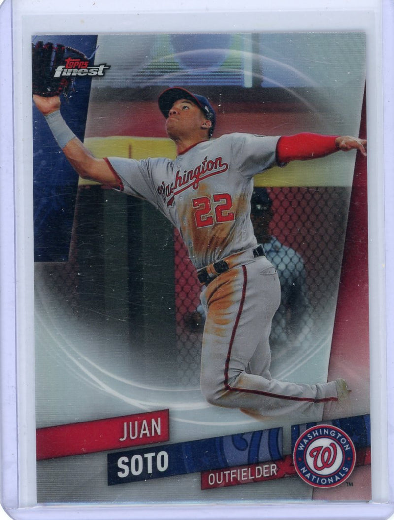 Juan Soto 2019 Topps Finest refractor