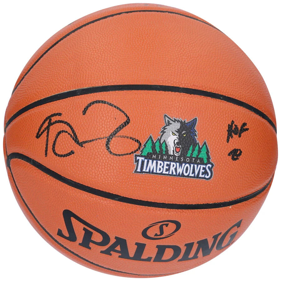 Kevin Garnett Timberwolves Auto. Spalding 1996-08 Team Logo "HOF 20"