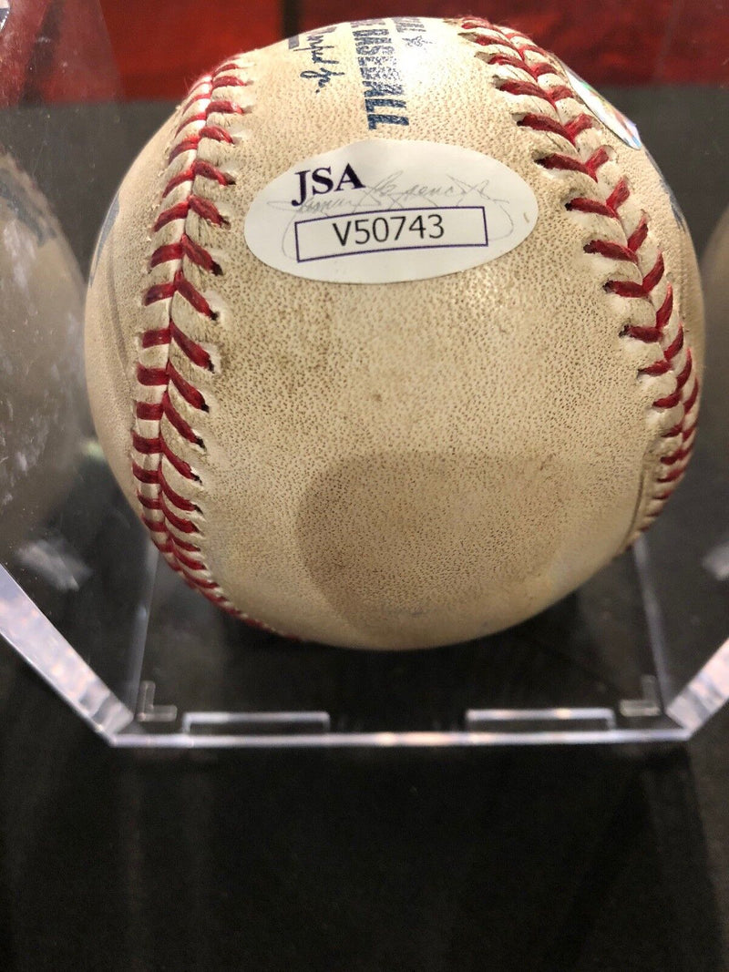 Kris Bryant Game Used Basebal Rookie Year Autographed Baseball 8/1/15 ROY