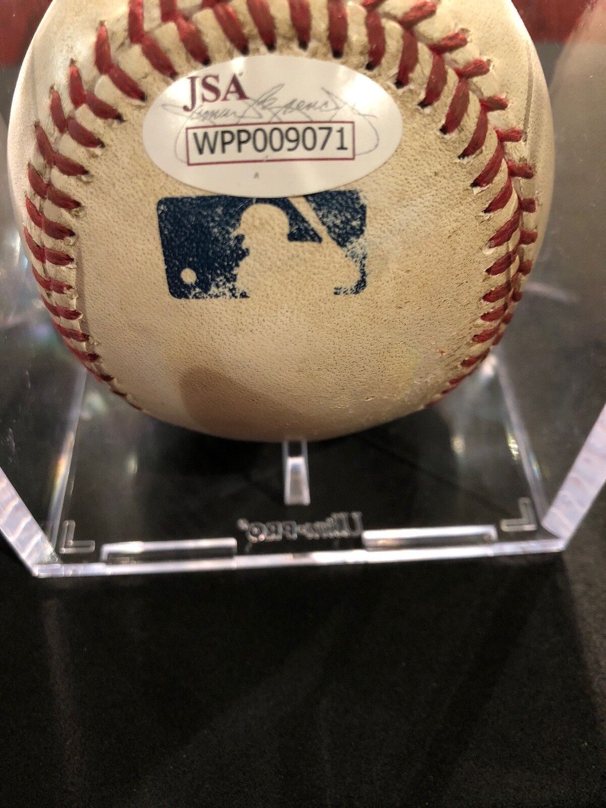 Jose Altuve MLB Game Used Autographed Baseball 9/24/14 Houston vs Texas