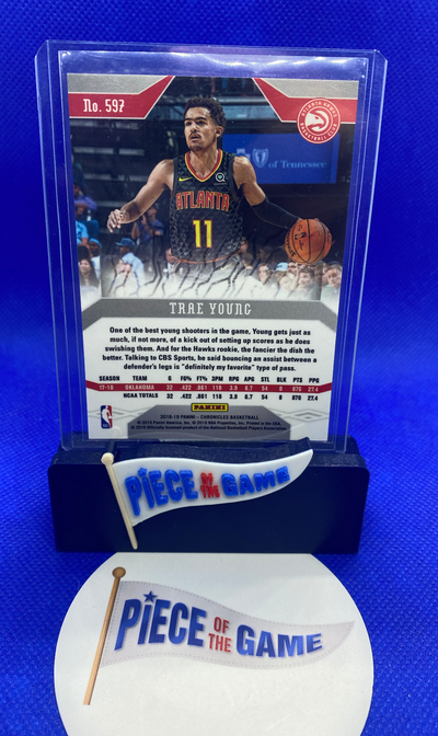 2018-19 Panini Chronicles Phoenix foil Trae Young rookie