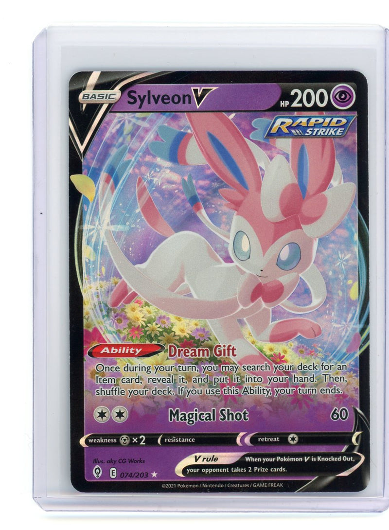 Sylveon V 2021 Pokémon Rapid Strike rare holo 074/203