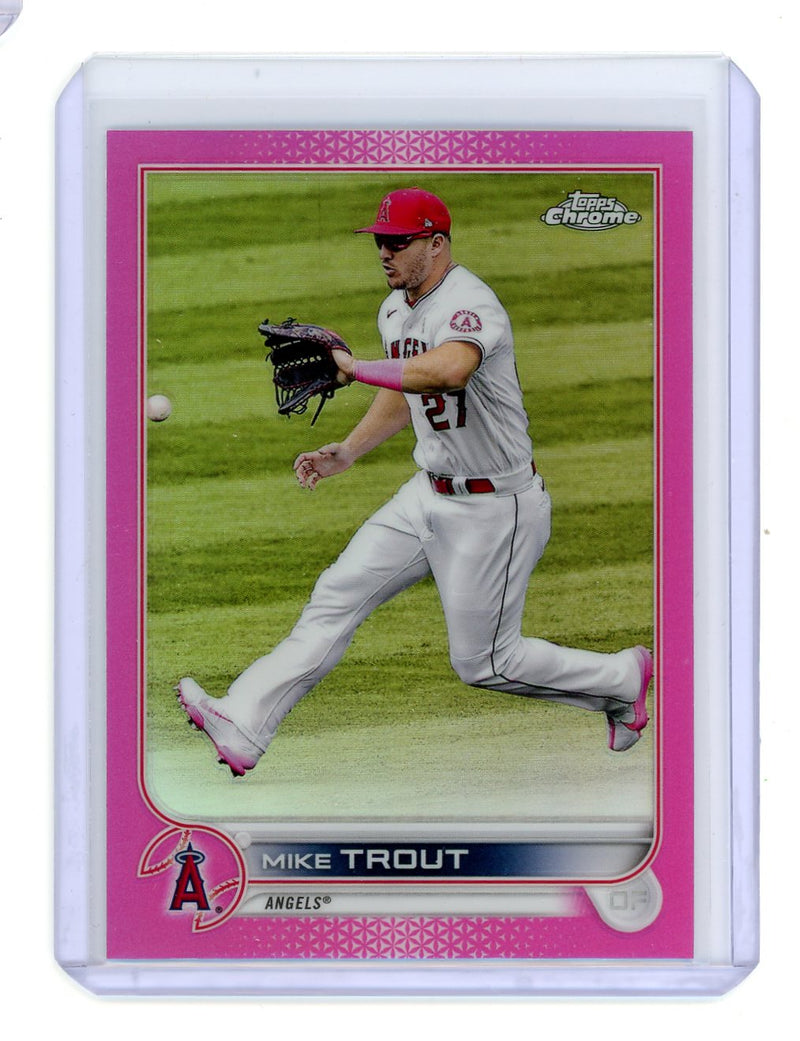 Mike Trout 2022 Topps Chrome pink refractor