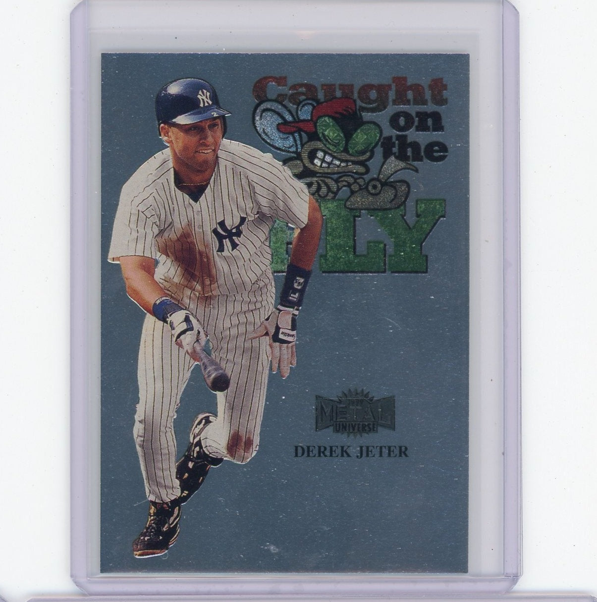 Derek Jeter 1999 Fleer SkyBx Metal Universe Caught on the Fly #238
