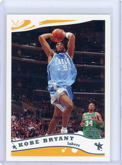Kobe Bryant 2005 Topps #69