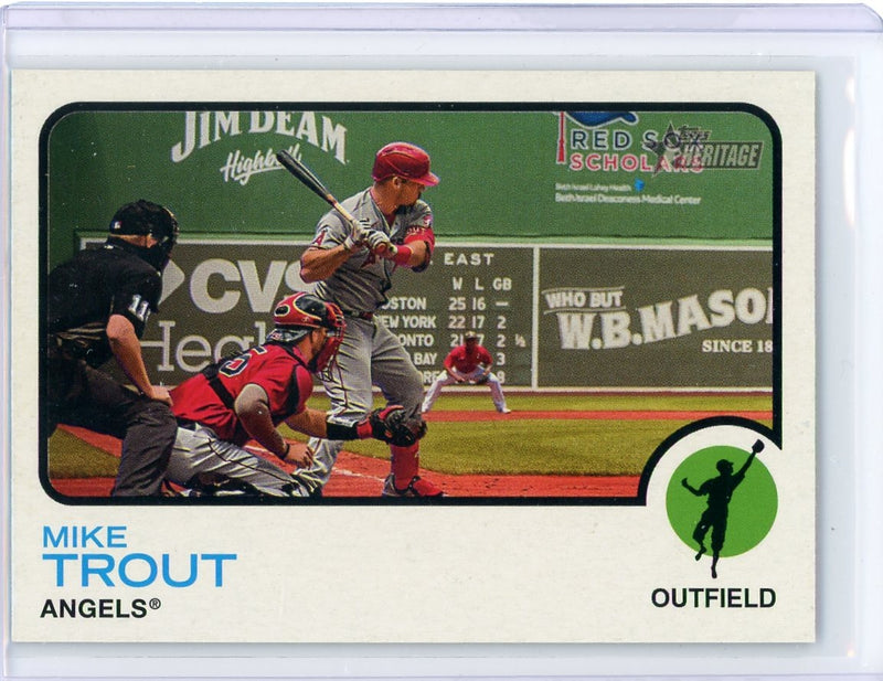 Mike Trout 2022 Topps Heritage SP/Image Variation – Piece Of The Game